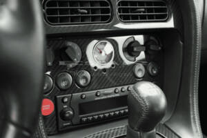 Imagen 13/27 de Aston Martin DB 7 Zagato (2004)