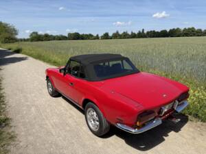 Image 39/51 of FIAT 124 Spider CS2 (1982)