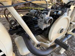 Image 21/40 of Moto Guzzi Alce (1945)