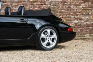 Image 29/50 de Porsche 911 Carrera 2 (1991)