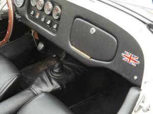 Image 39/50 of Morgan 4/4 1600 (1985)