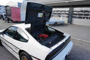 Afbeelding 46/70 van Pontiac Fiero GT (1988)