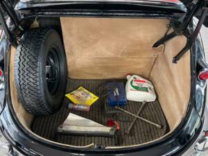 Bild 19/20 von BMW 502 - 3.2 Litre Super (1961)