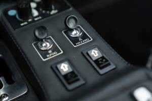 Image 42/50 of Ferrari 512 BBi (1982)