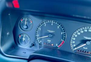 Imagen 10/21 de Aston Martin DB 7 Vantage (1999)