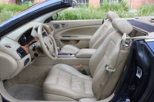Image 12/23 of Jaguar XK 4.2 (2006)