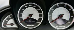 Image 46/50 of Mercedes-Benz SL 55 AMG (2006)