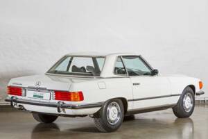 Image 19/30 of Mercedes-Benz 350 SL (1972)