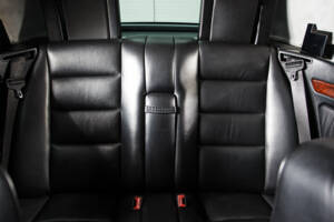 Image 13/33 of Mercedes-Benz 300 CE-24 (1992)