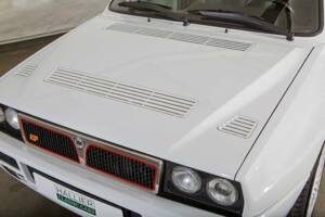 Image 10/20 de Lancia Delta HF Integrale Evoluzione I (1992)