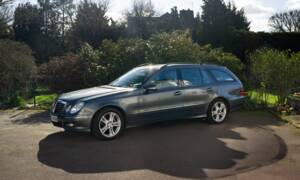 Immagine 1/25 di Mercedes-Benz E 280 CDI T (2009)