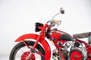 Immagine 42/50 di Moto Guzzi Astore (1952)