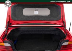 Immagine 16/17 di BMW 318i (1996)