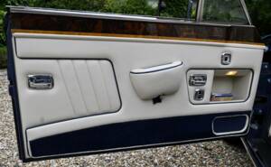 Imagen 46/50 de Rolls-Royce Corniche III (1991)
