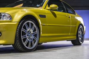 Image 32/50 of BMW M3 (2003)
