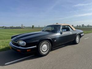 Image 4/8 of Jaguar XJS 4.0 (1995)