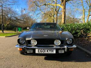 Image 23/34 of Aston Martin V8 Vantage (1987)