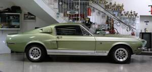 Image 6/14 de Ford Shelby GT 500-KR (1968)
