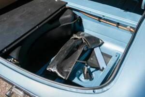 Bild 40/44 von Jaguar E-Type 4.2 (1965)