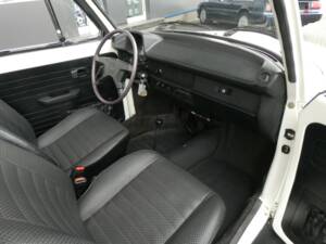 Immagine 11/22 di Volkswagen Käfer 1303 (1979)