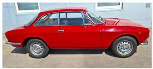 Afbeelding 3/11 van Alfa Romeo Giulia 1300 GT Junior (1971)