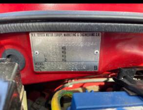 Image 45/57 of Toyota MR2 (2003)