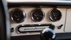 Image 19/50 de Alfa Romeo 1600 Spider Duetto (1967)