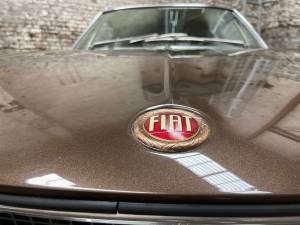Image 10/43 de FIAT Dino 2400 Coupe (1971)