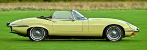 Immagine 13/50 di Jaguar Type E V12 (1973)
