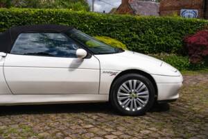 Bild 39/50 von Lotus Elan (1991)