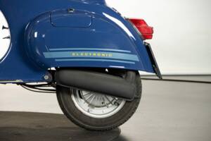 Bild 13/50 von Piaggio Vespa 125 Primavera ET3 (1978)