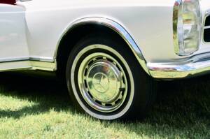 Bild 28/106 von Mercedes-Benz 280 SL (1969)