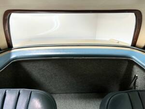 Image 21/26 de Mercedes-Benz 250 SL (1967)