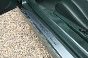 Image 43/50 of Mercedes-Benz 300 SL-24 (1992)