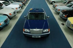 Bild 5/50 von Mercedes-Benz 300 SE (1990)