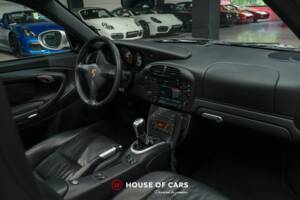Bild 16/23 von Porsche 911 Carrera 4S (2005)