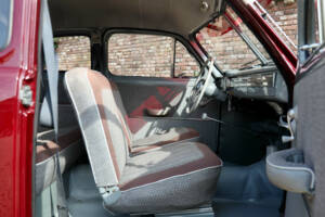 Immagine 19/50 di Volvo PV 444 (1955)