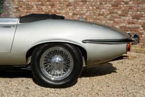 Afbeelding 46/50 van Jaguar E-Type V12 (1973)