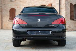Bild 12/50 von Peugeot 307 CC 2.0i (2004)