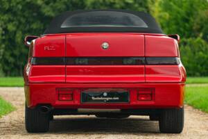 Image 15/50 of Alfa Romeo RZ (1993)