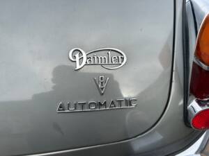 Bild 41/42 von Daimler 2.5 Litre V8 (1967)