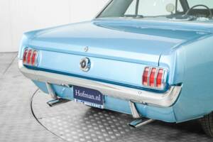 Image 26/50 of Ford Mustang 302 (1966)