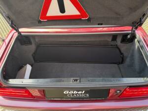 Image 10/34 de Mercedes-Benz 500 SL (1993)