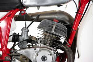 Imagen 31/50 de CZ 250 (1977)