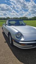 Bild 4/29 von Alfa Romeo 2.0 Spider (1986)