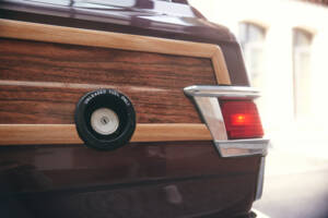 Image 21/96 of Jeep Wagoneer Limited (1982)