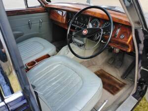 Imagen 2/8 de Jaguar Mk II 2.4 (1963)