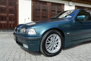 Immagine 4/41 di BMW 323ti Compact (1999)
