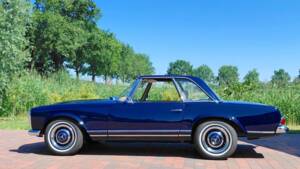 Image 4/28 of Mercedes-Benz 230 SL (1965)