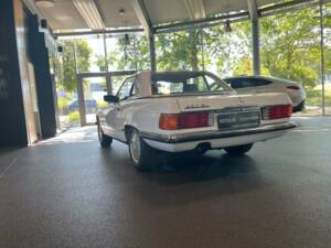 Image 11/25 de Mercedes-Benz 420 SL (1986)